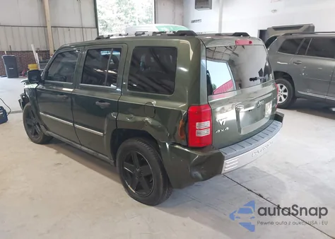 2008 Jeep Patriot Limited z USA, uszkodzony, nr VIN 1J8FF48W48D657860